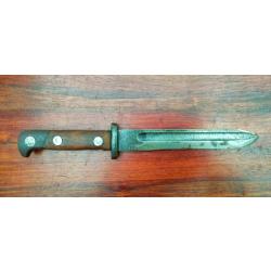 Poignard de combat allemand