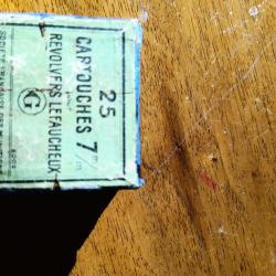 Boite de 18 munitions &agrave; broches typ lefaucheux en 7mm