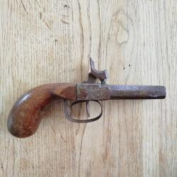 Pistolet ancien juxtapos&eacute; 2 canons, marquage poin&ccedil;on st etienne