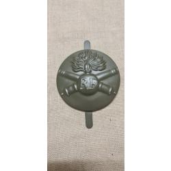 Insigne, Attribut, artillerie mod&egrave;le 37 , Rondache  De Casque Adrian (35**11)