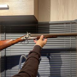 fusil poudre noir &agrave; chiens lepage MoutierCanon acier de damas