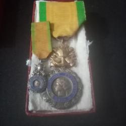 M&eacute;dailles militaires 1870 ordonnance + miniature dans &eacute;crin d'origine