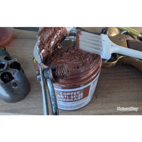 GRAISSE LUBRIFIANTE AU CUIVRE -40� A +1100� POUR VOS ARMES A POUDRE NOIRE