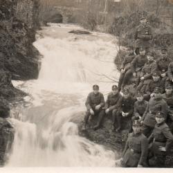 CPA - UN GROUPE DE SOLDATS ALLEMAND  - N&deg;7321