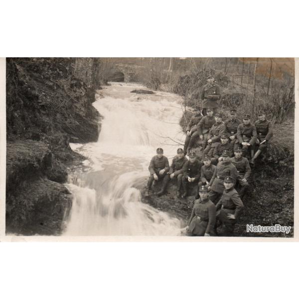 CPA - UN GROUPE DE SOLDATS ALLEMAND  - N�7321