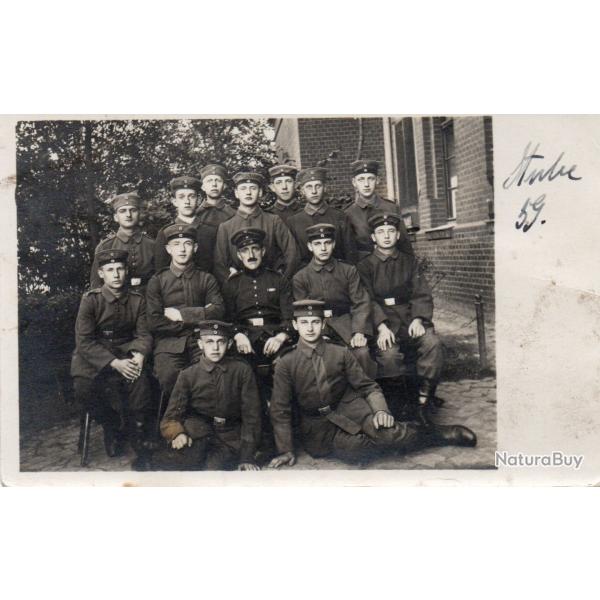 CPA - UN GROUPE DE SOLDATS ALLEMAND  - N�7320