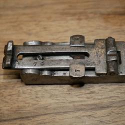 Hausse de carabine CHASSEPOT dans son jus, planchette l&eacute;g&egrave;rement tordue