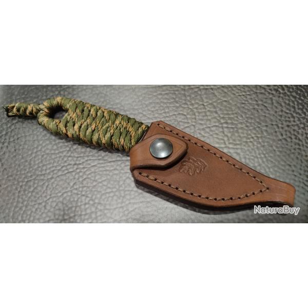 �tui en cuir port autour cou, pour couteau ESEE IZULA, Fabrication Artisanale