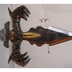 1 LOT de 5 DAGUES ( HUNTER DECOR ) avec support