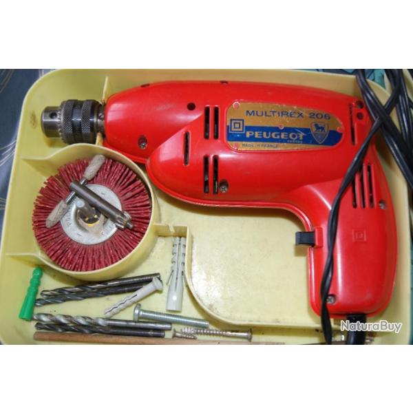 1 Perceuse PEUGEOT( collector)