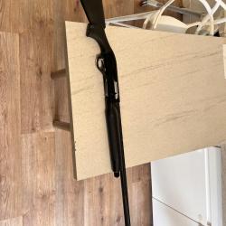 Fusil semi-automatique Benelli montefeltro 12/76 synth&eacute;tique black 66cm.