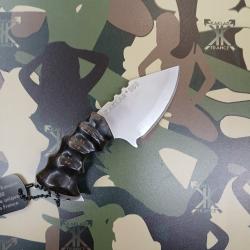 Couteau de chasse Bushcraft avec &eacute;tui