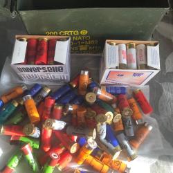 +  100 cartouches, chasse  balles trap, bourre &agrave; jupe diff&eacute;rentes marques ,plombs 7,5 boite cd