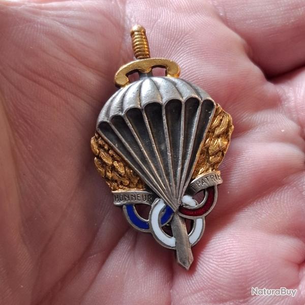 INSIGNE BREVET PREPARATION MILITAIRE PARACHUTISTE TYPE 1 ( AB - H 597 )