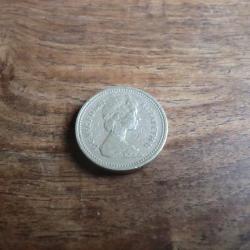 monnaie elisabeth II one pound  1983