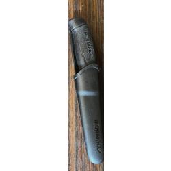 Morakniv companion lame inoxydable -Couleur noire