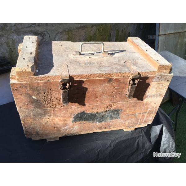Caisse lance fus�e bois