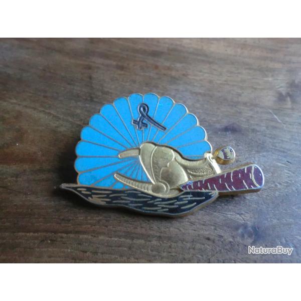 insigne  parachutiste 13eme rdp 4 escadron  / j.balme saumur
