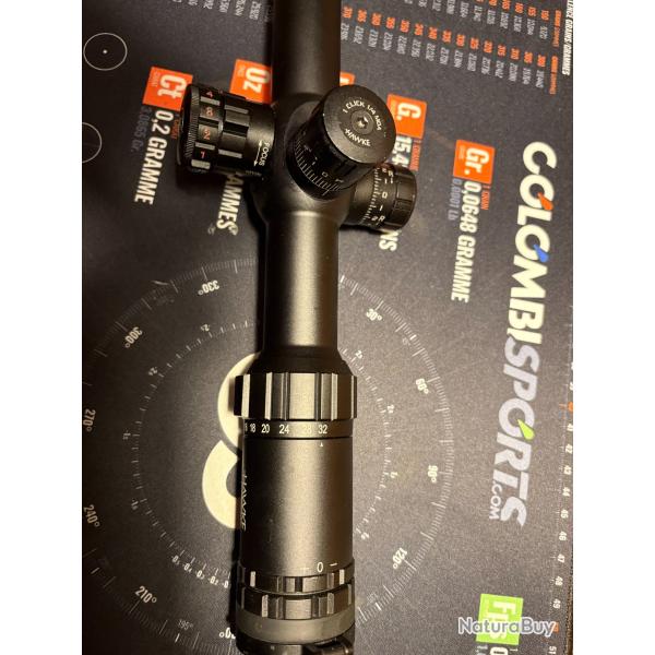 Lunette Hawke Sidewinder 30 SF 8-32�56 MOA