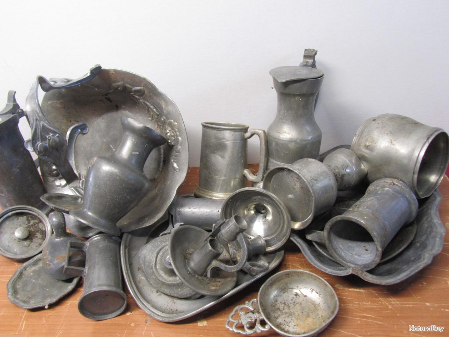 Lot De Mouches De Pêche Anciennes Vintage Avec étui En étain - Pêche à La Mouche Eau Douce