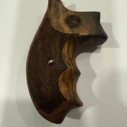 Poign&eacute;e Bois pour Revolver Smith et Wesson J RB