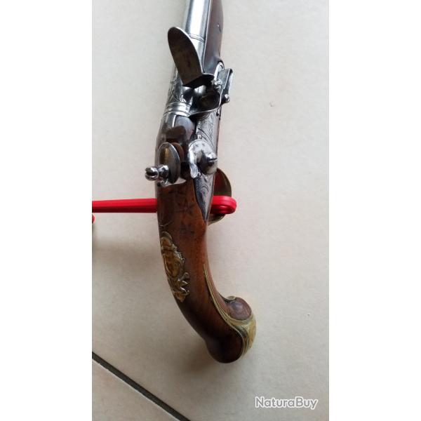 PISTOLET OFFICIER ANGLAIS SILEX WEBB et RIGGS DARTFORD 1790 Belles garnitures laiton beaux poin�ons