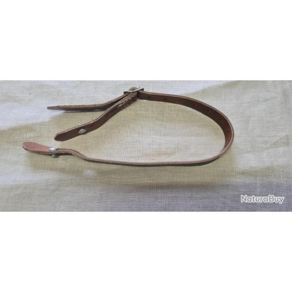 Jugulaire pour casque  dat�e 1944 WW2  (1*1)