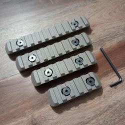 Lot 4 rails picatinny pour syst&egrave;me M LOK T4e, kit CCK... COULEUR TAN