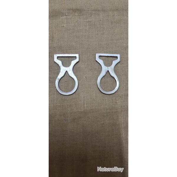 2 pi�ces fer de casque � pointe   (1*123)