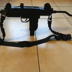 Pistolet mitrailleur Swiss Arms Protector Mini Uzi 4,5 mm BB. 1� sans prix de reserve.