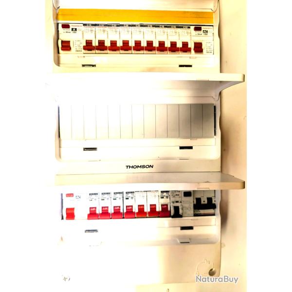 Coffret �lectrique pr�-�quip� 3 rang�es/39 modules - 3 ID  19 disjoncteurs - EasyConnect - Thomson