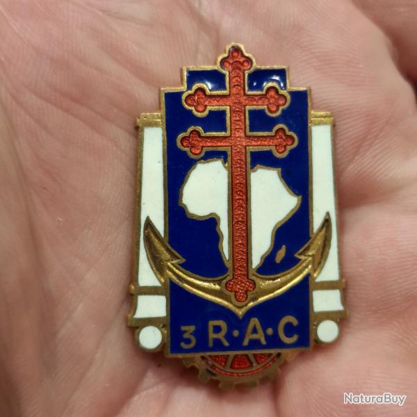 INSIGNE 3 REGIMENT ARTILLERIE COLONIALE ( PERIODE INDOCHINE )