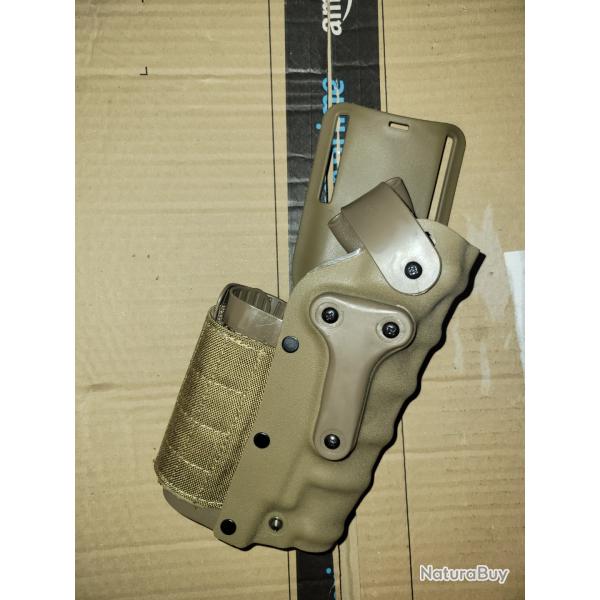 Holster universelle TAN 1� sans r�serve
