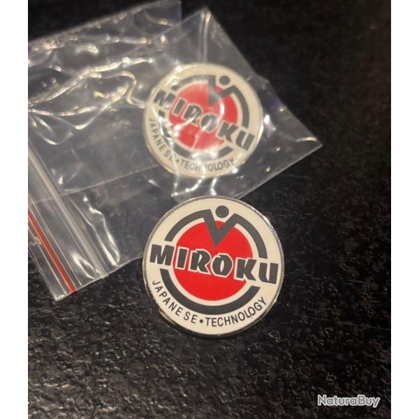 Lot 2 pin's Miroku