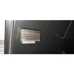 18 Aimants n&eacute;odyme rectangulaire tr&egrave;s puissant + 1 aimant noir offert