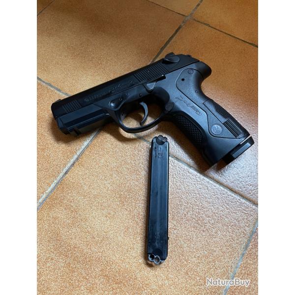 Umarex Beretta px4 storm, pistolet � plombs qui tire aussi bien les diabolos que les billes