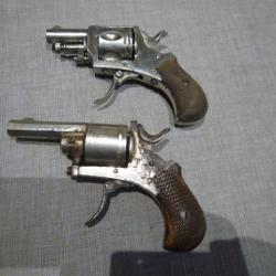 lot de 2 revolvers Bulldog 320
