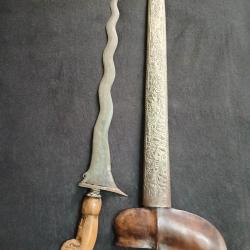 Couteau poignard  kriss ancien