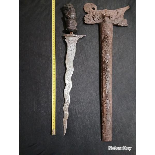 Ancien couteau kriss