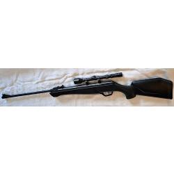 Carabine CROSMAN SHOCKWAVE Nitro Piston calibre 4.5mm 19.9 joules + fourreau