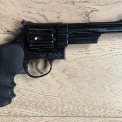SMITH & WESSON 27-2