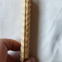 Os sculpt&eacute; imitation corne