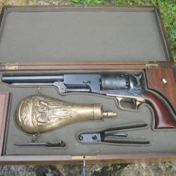 Colt Walker en coffret , seconde g&eacute;n&eacute;ration Colt, revendu par ASM suite a embrouille juridique