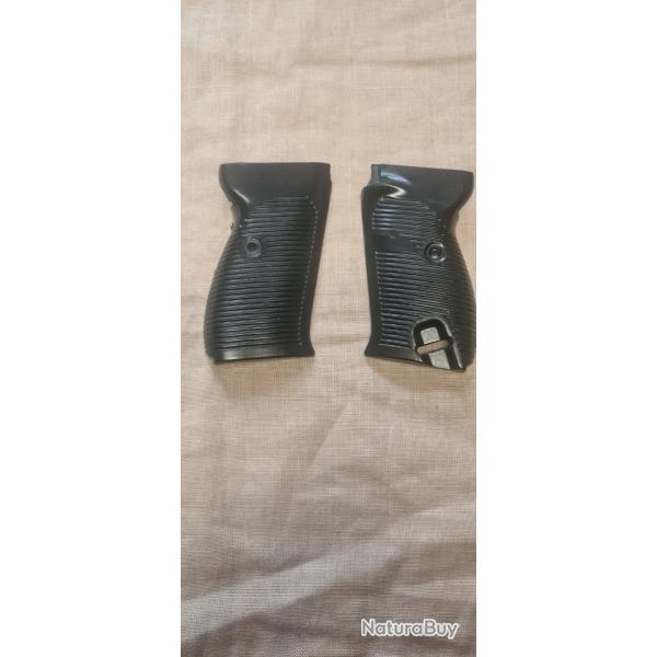 Paire de  plaquettes   P38