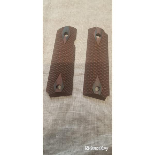 Paire de  plaquettes   colt 45 Palissandre