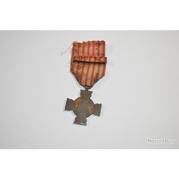 Croix M�daille du Combatant France 14/18 1914/1918 Grenier Poilu (17C)