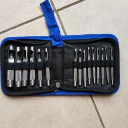 Trousse de 15 emporte pi&egrave;ces de 1 &agrave; 11mm NEUVE