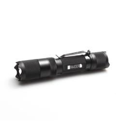 LAMPE TACTICAL RAIDER NOIR 980LM
