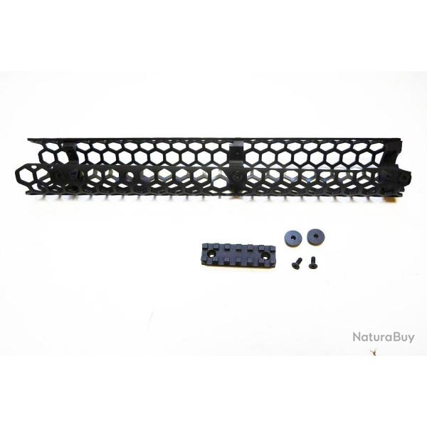 GARDE MAIN HEXAGON AKM AK74