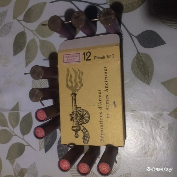 Bo�te de cartouches a broche Cal 12 bz